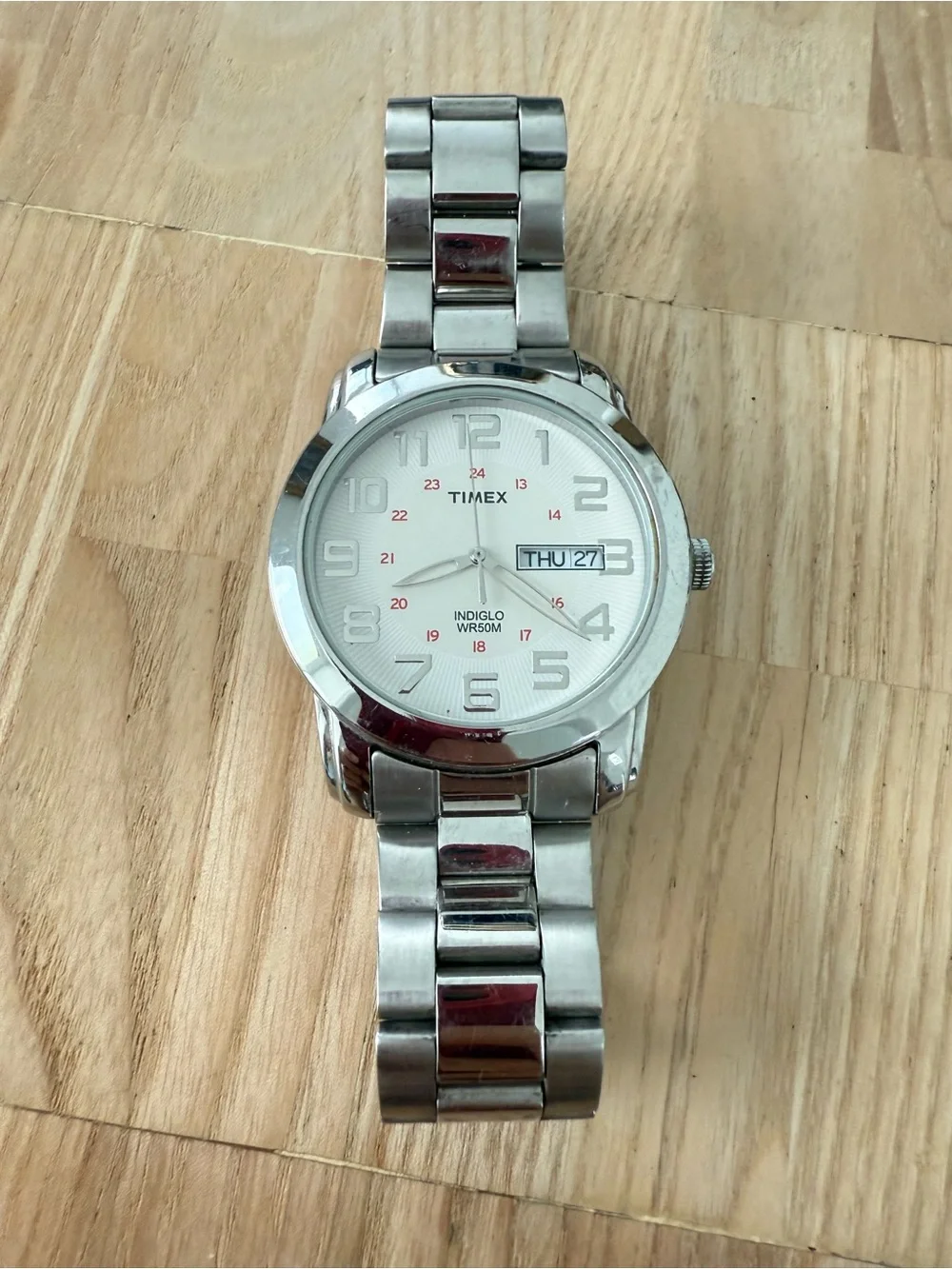 Timex men’s silver tone watch NEW BATTERY